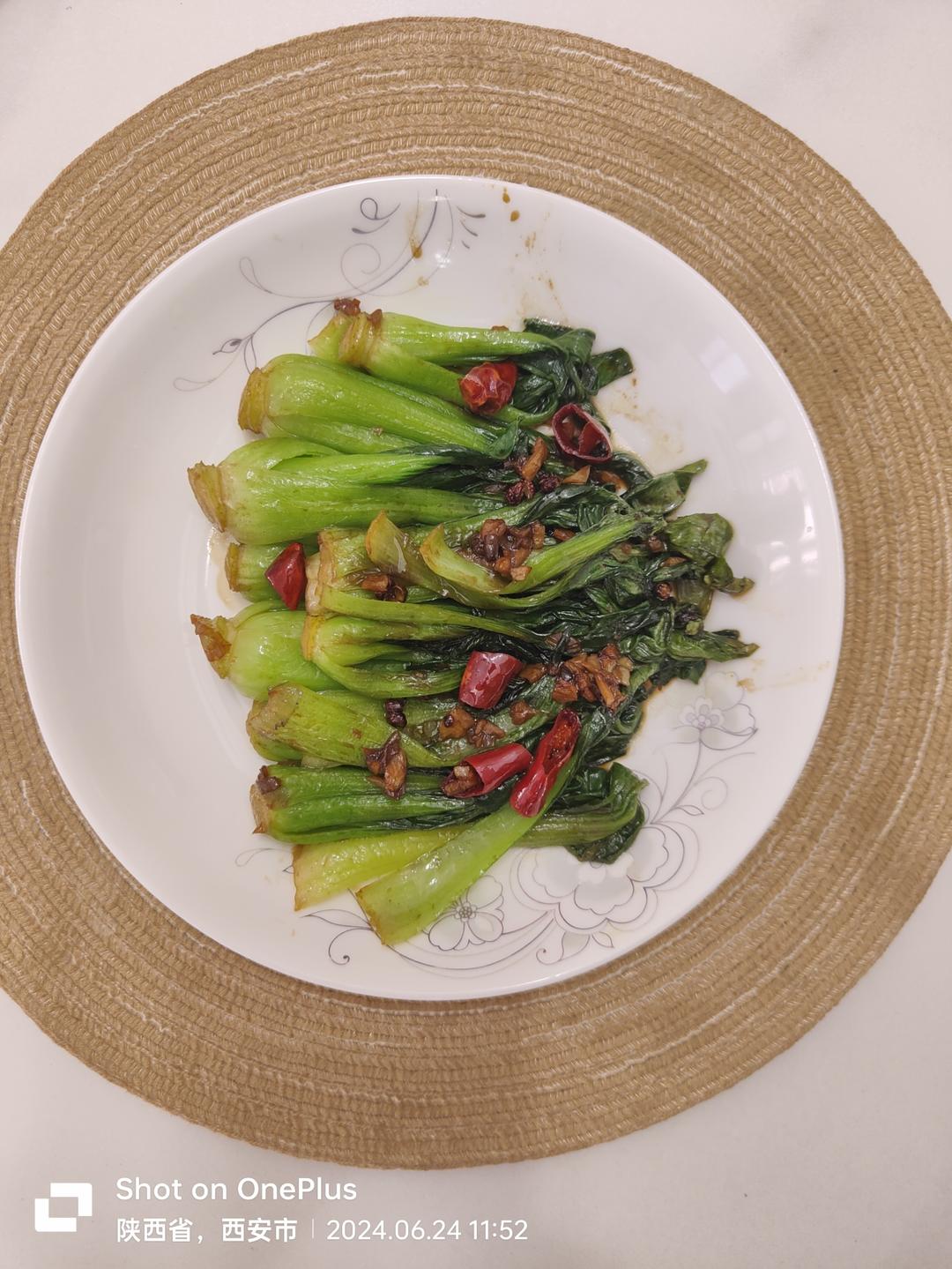 素炒小油菜