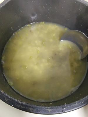 绿豆粥的做法 步骤8