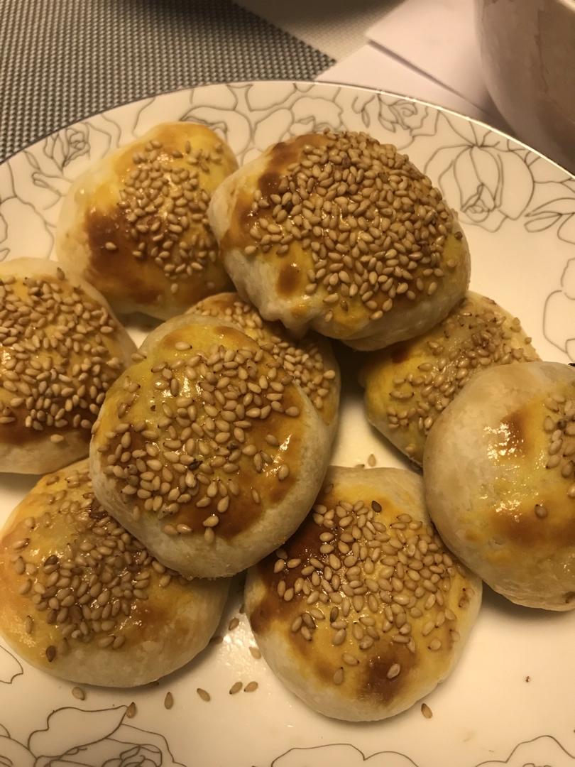 排四个小时队也买不到的鲜肉月饼，秘诀是放麻油！