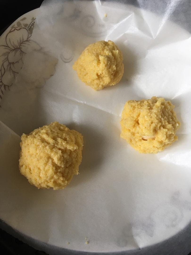 香蕉米粉球（宝宝辅食）