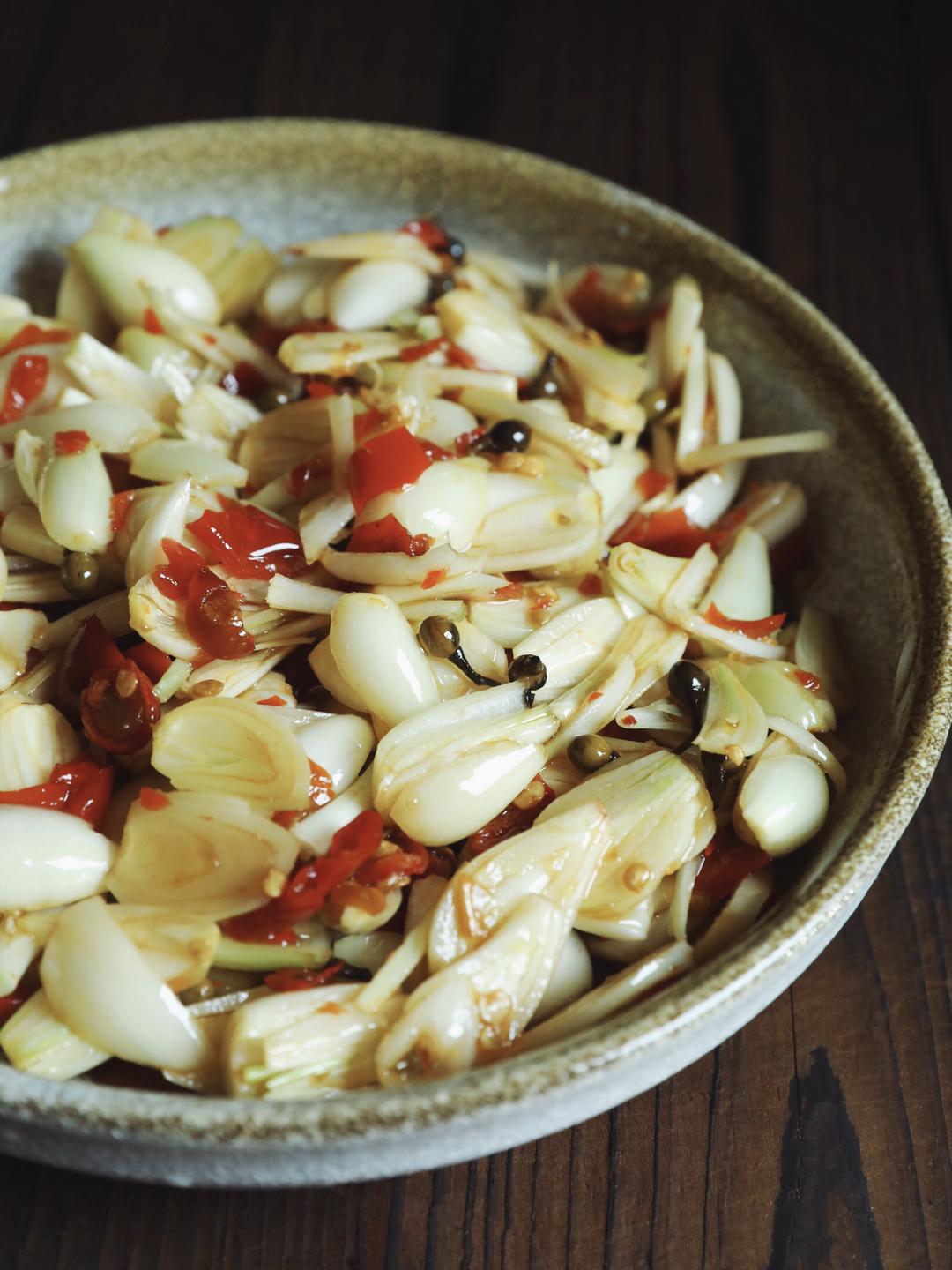 凉拌藠头的做法