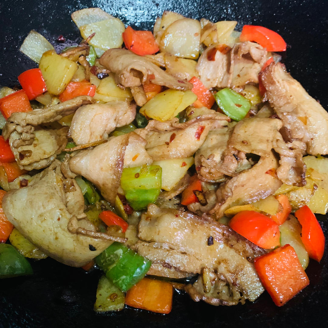 土豆片回锅肉