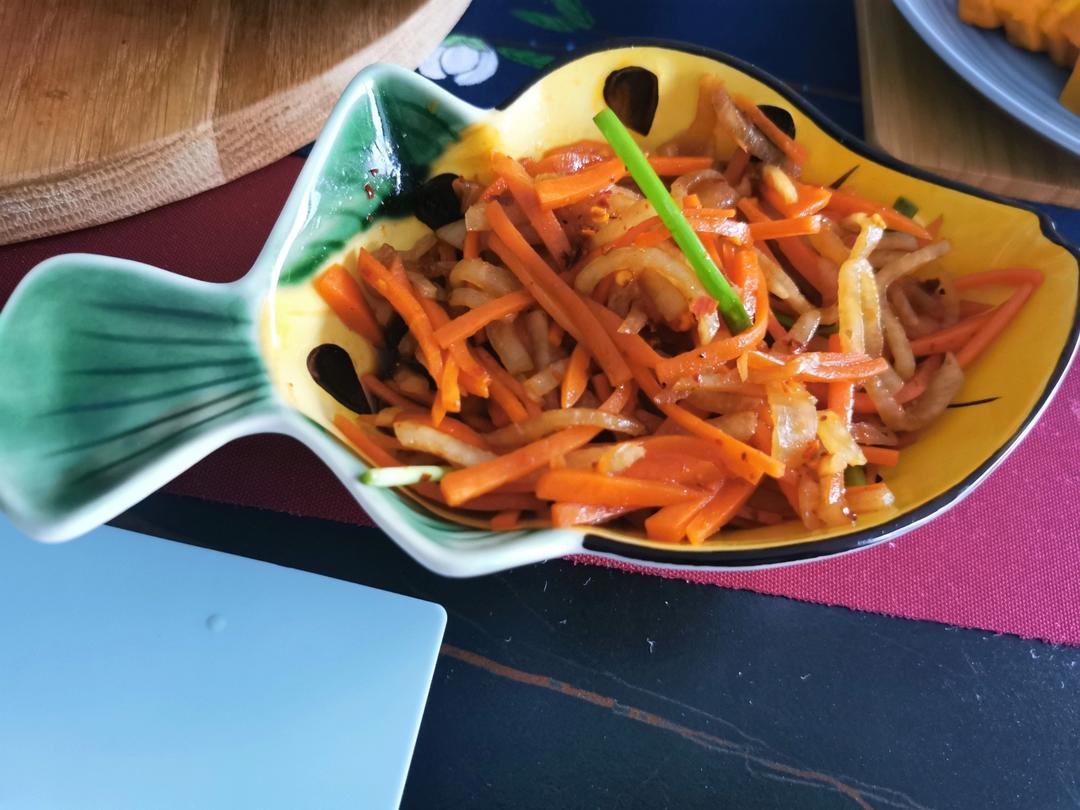 香辣萝卜丝儿（简单，下饭）