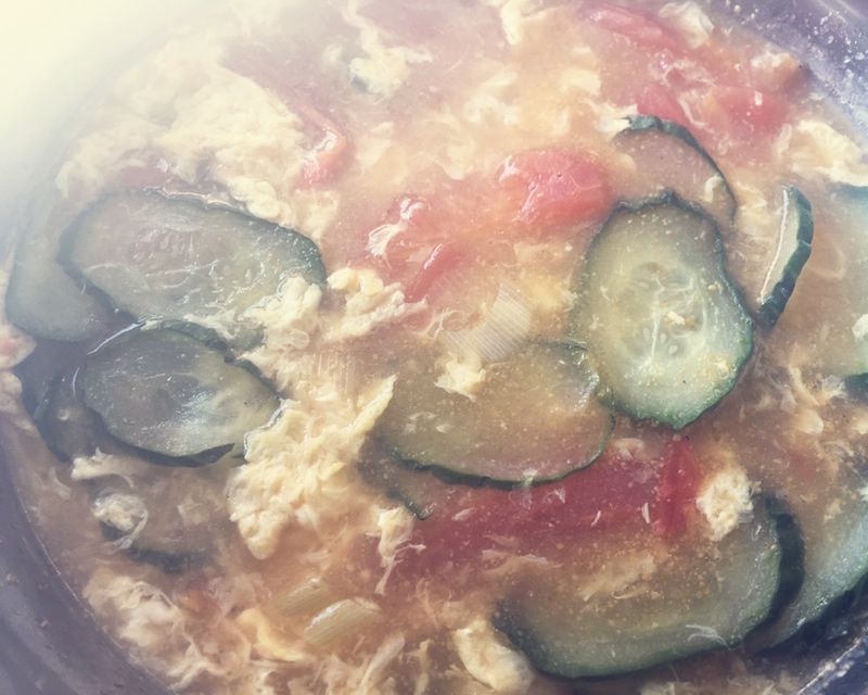 西红柿黄瓜鸡蛋汤的做法