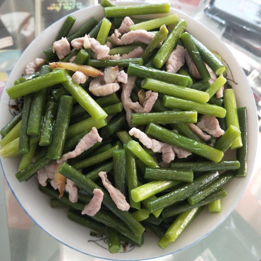 肉丝炒蒜苗