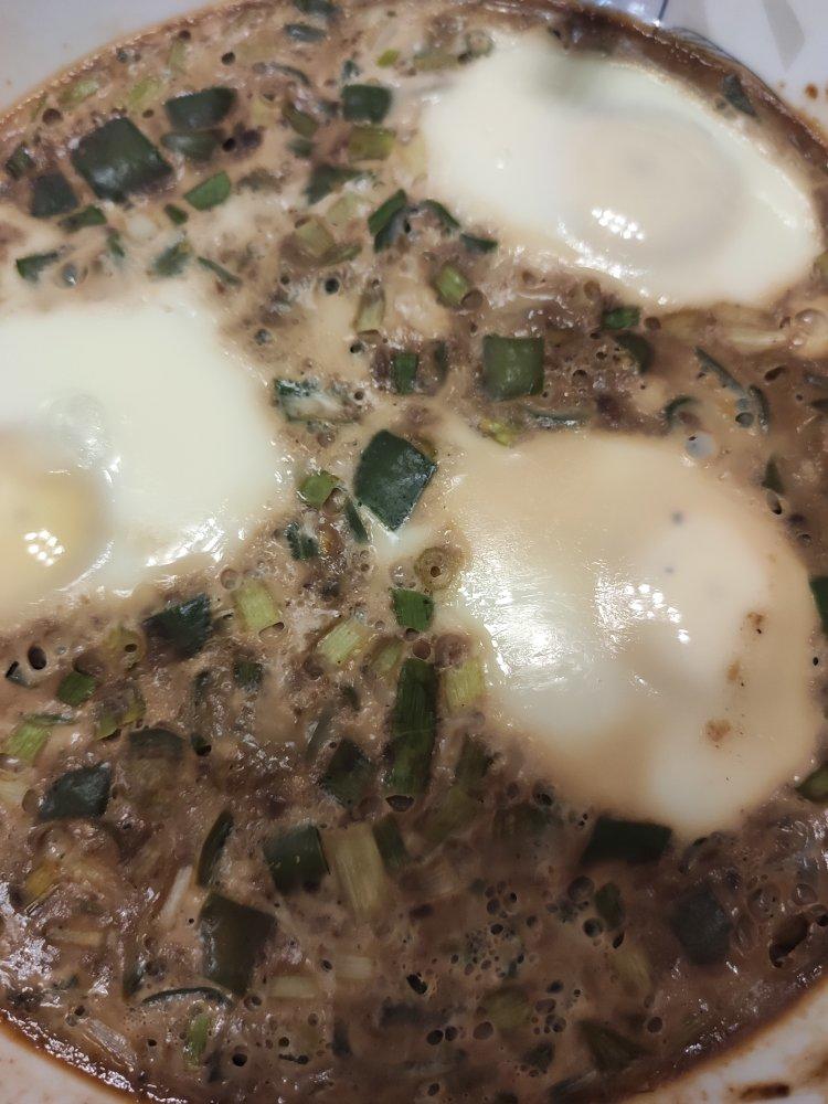 尖椒鸡蛋焖子
