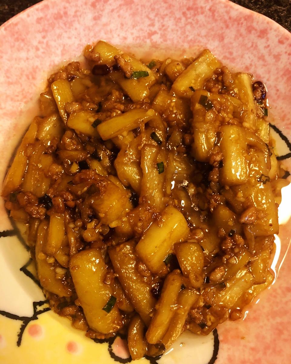 鱼香茄子是如此勾人，以至于连体重都不顾了！