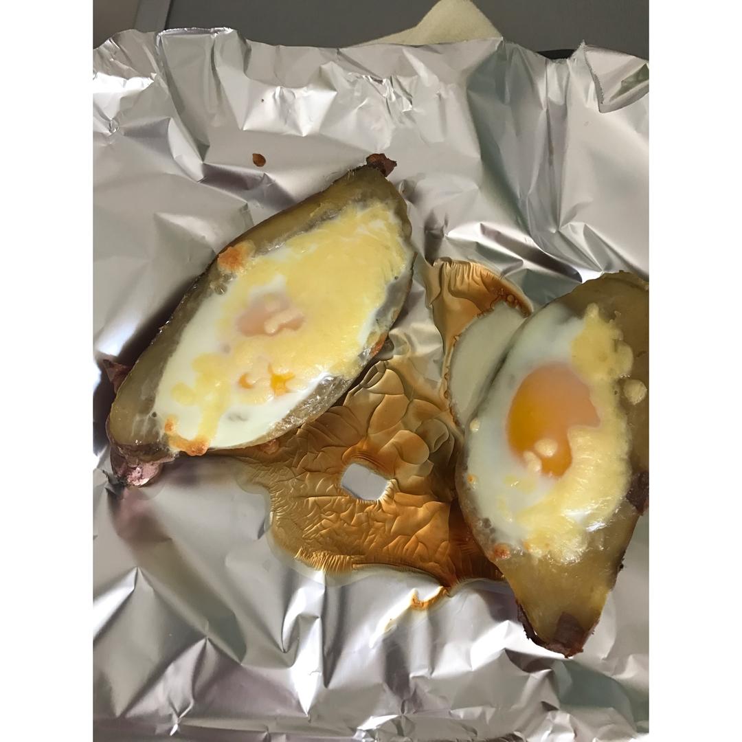 鸡蛋焗番薯Egg Stuffed Sweet Potatoes