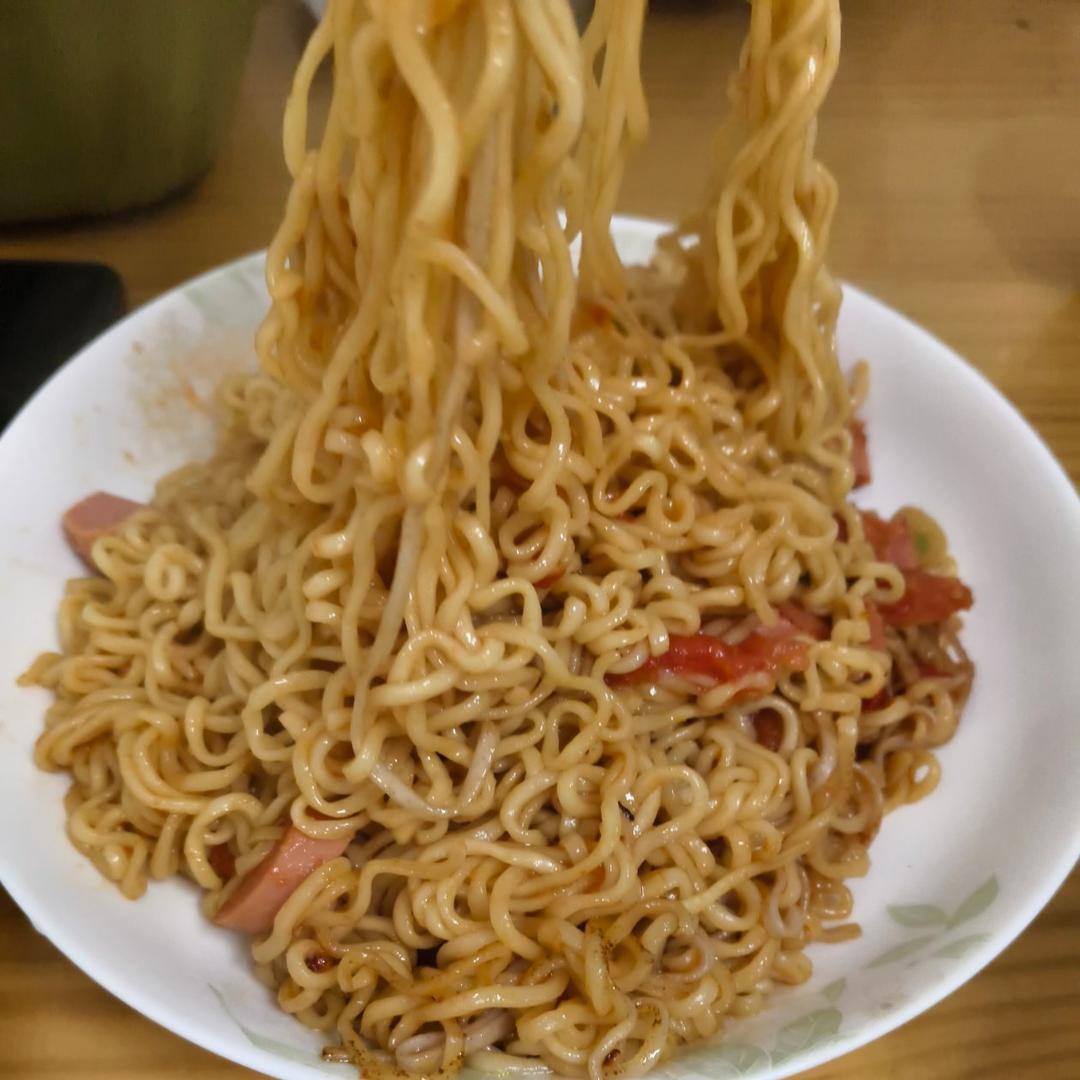 秒杀路边摊✨好吃到没朋友‼️懒人炒方便面🍜