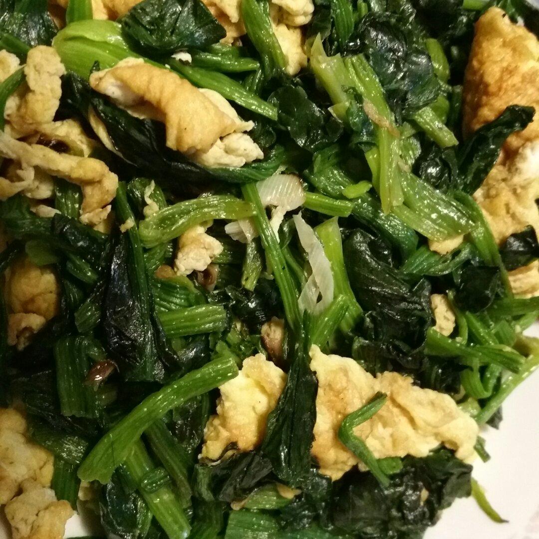 菠菜炒鸡蛋