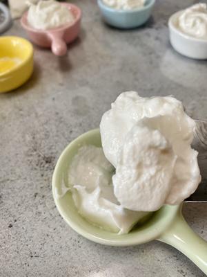 🍎 最最好吃的奶油口感的自制希腊酸奶 健康无蔗糖的做法 步骤7