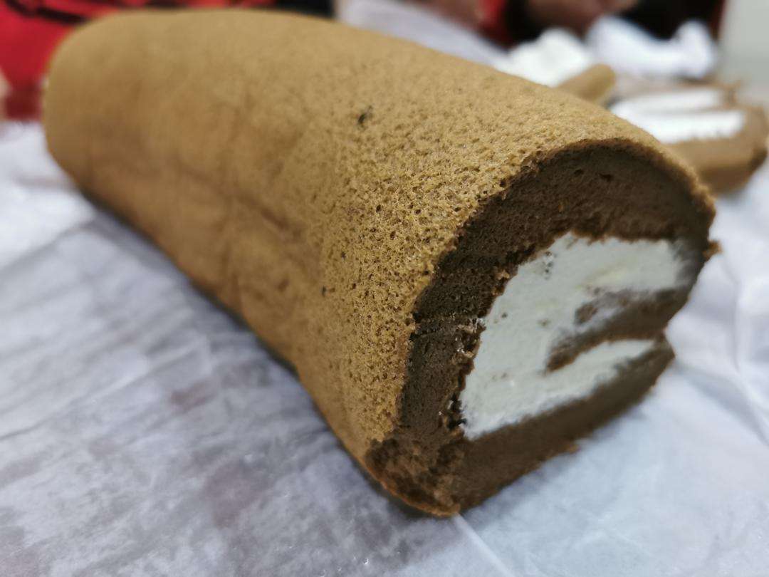 不甜腻的伯爵红茶奶油蛋糕卷教程来了！