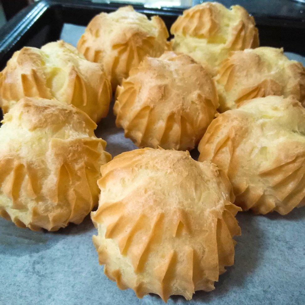 爱已过时做的香缇珍珠奶茶泡芙