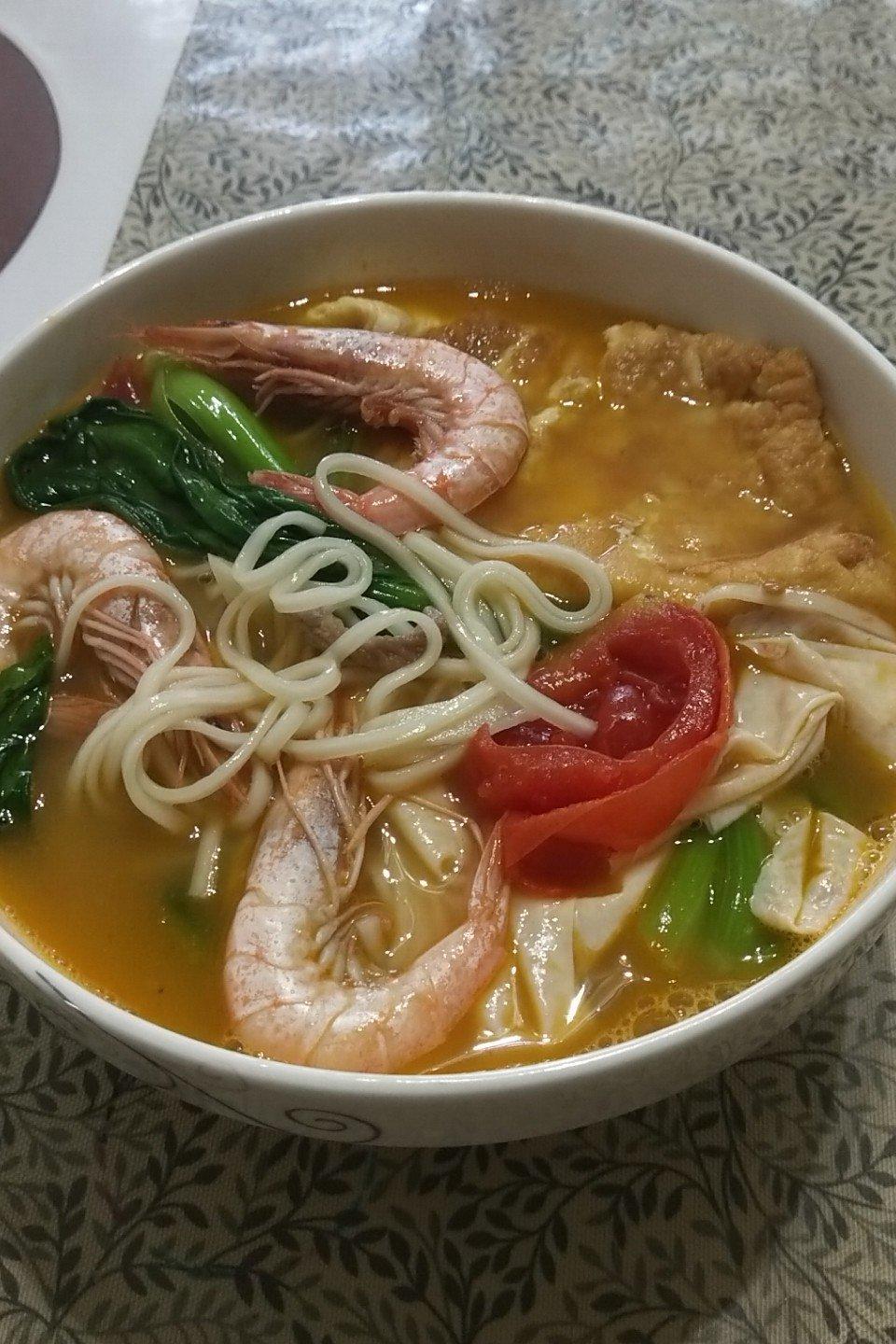 最家常的普通汤面——西红柿鸡蛋龙须面