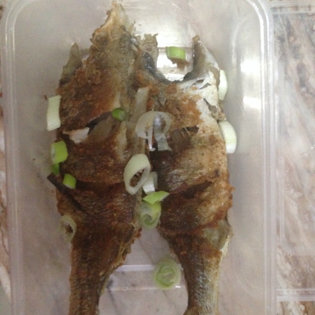 香煎小黄鱼