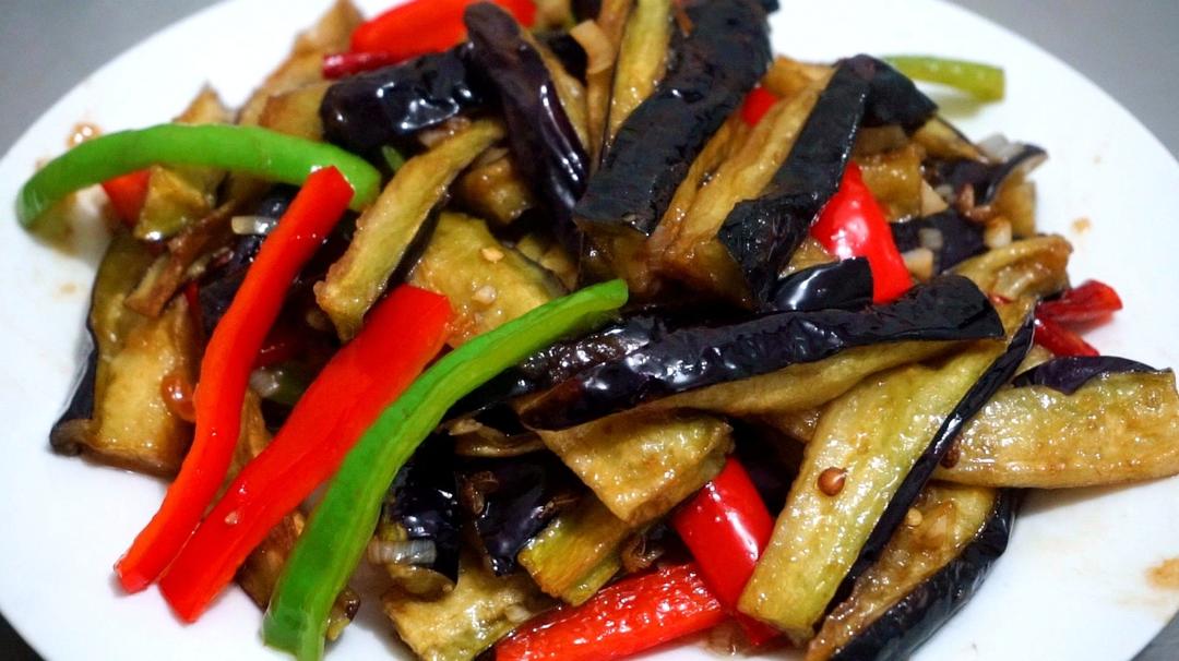 厨师长教你：“小炒茄子”的家常做法，非常下饭