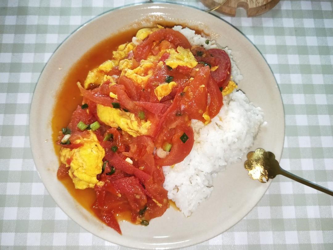 番茄炒蛋盖饭