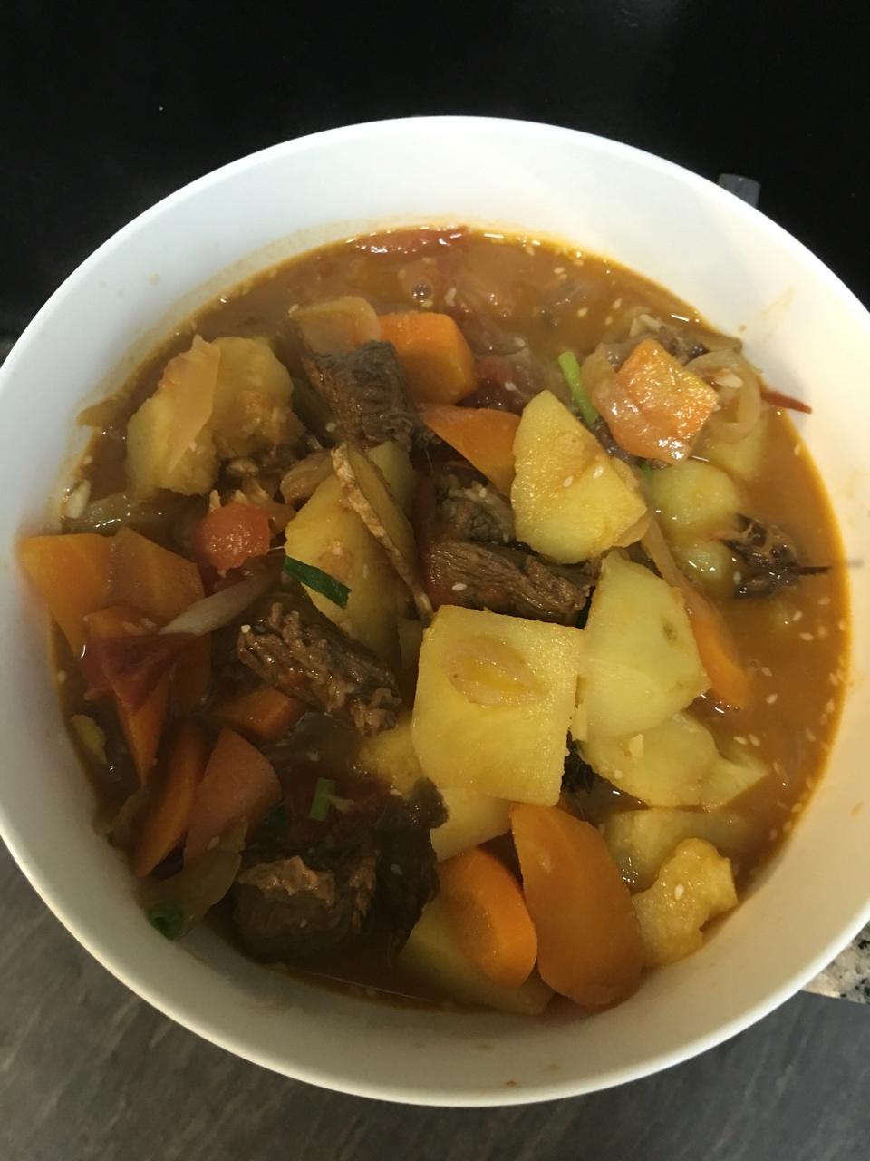 红烧牛肉土豆 （独家秘制）