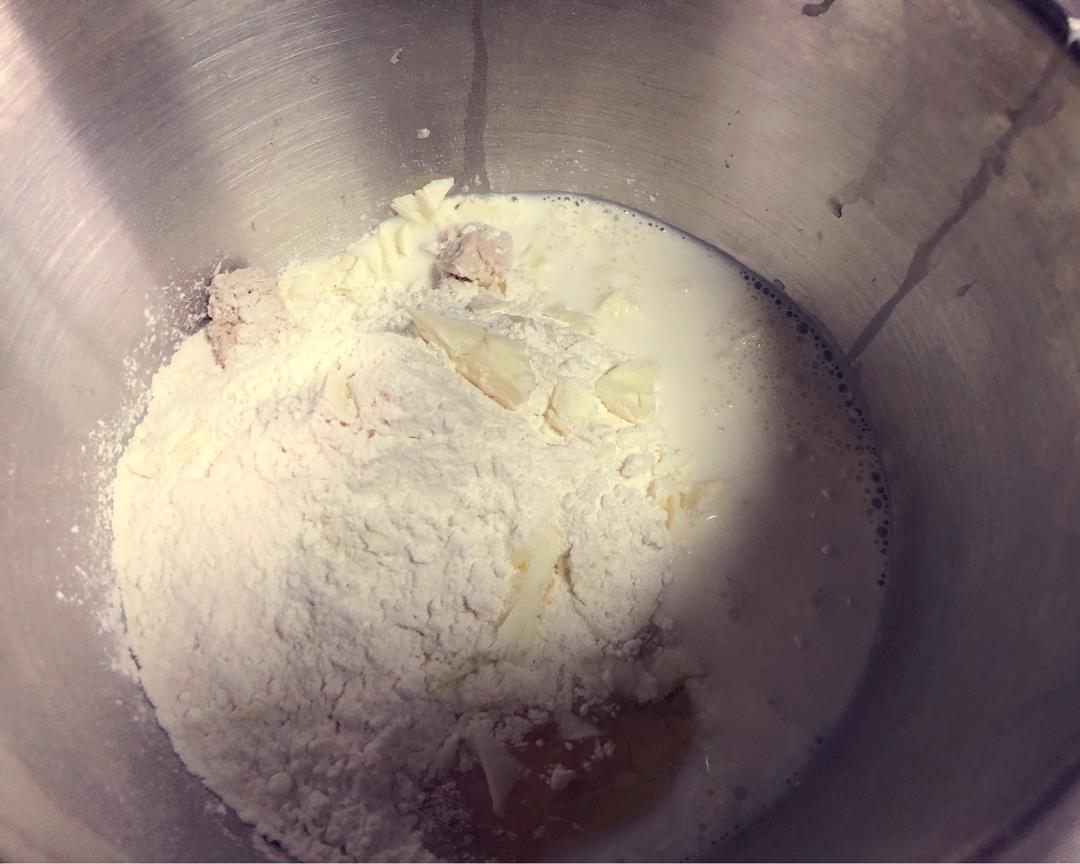 纯奶手撕吐司的做法 步骤1