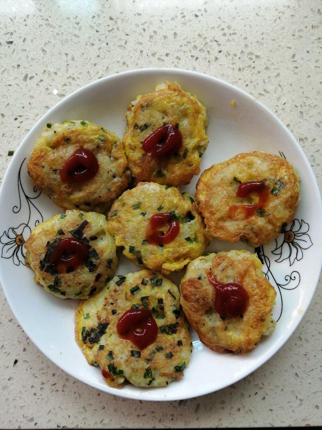 鸡蛋土豆米饭饼