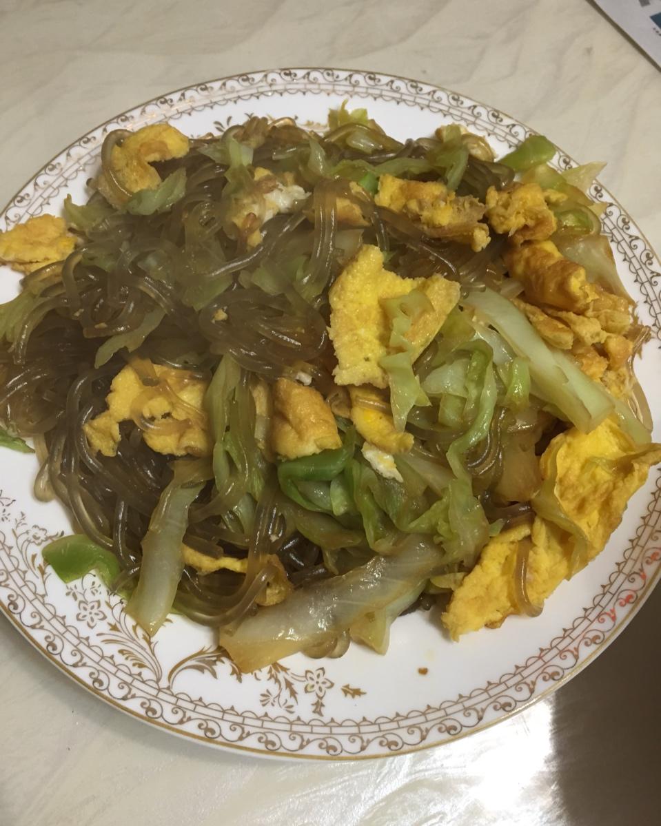 包菜粉丝炒鸡蛋