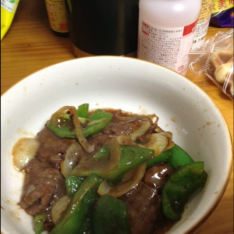蚝油牛肉炒青椒