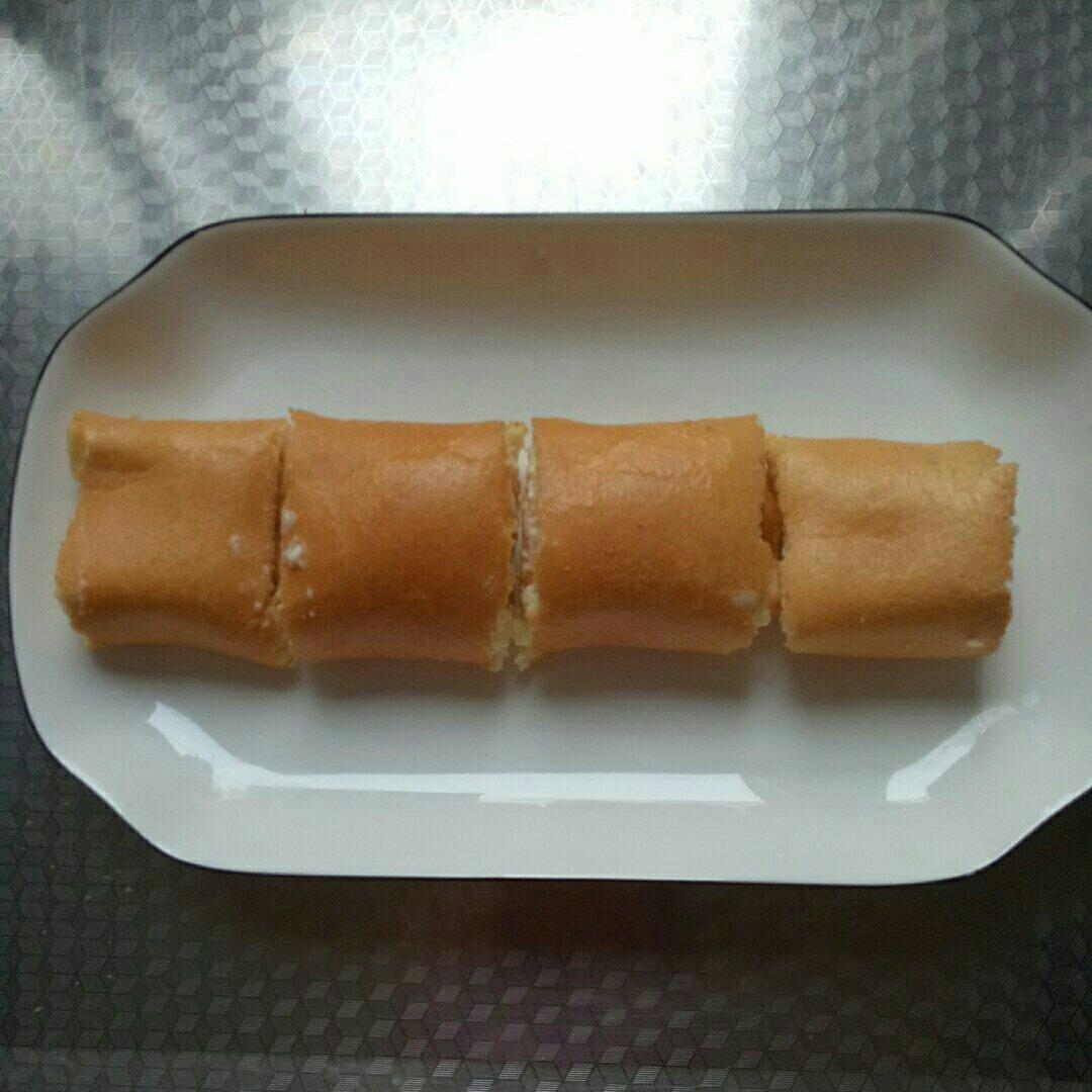 材料最简单的【低卡蛋糕卷】卡仕达戚风卷