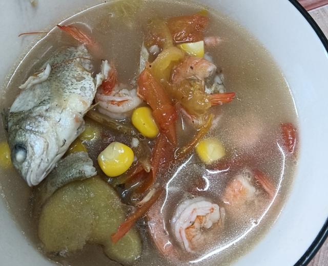 杂鱼虾仁番茄汤