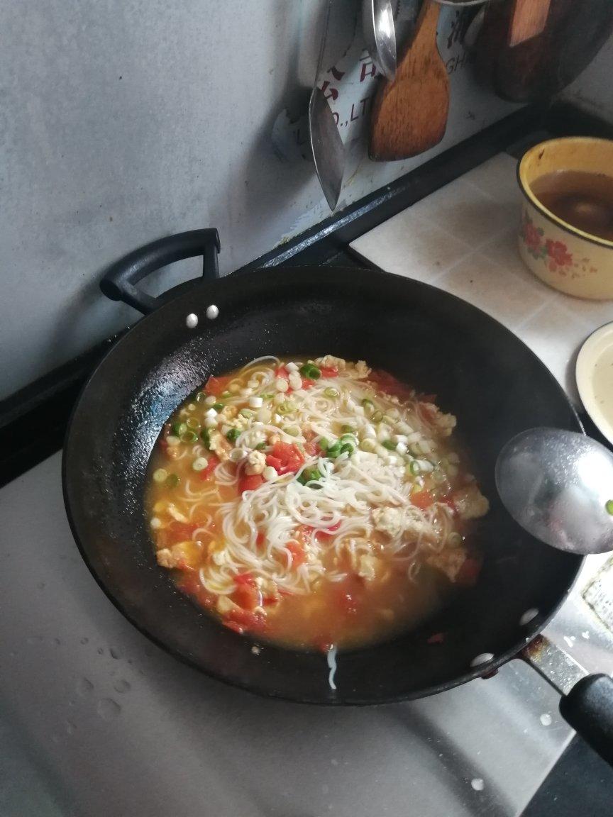 西红柿鸡蛋面