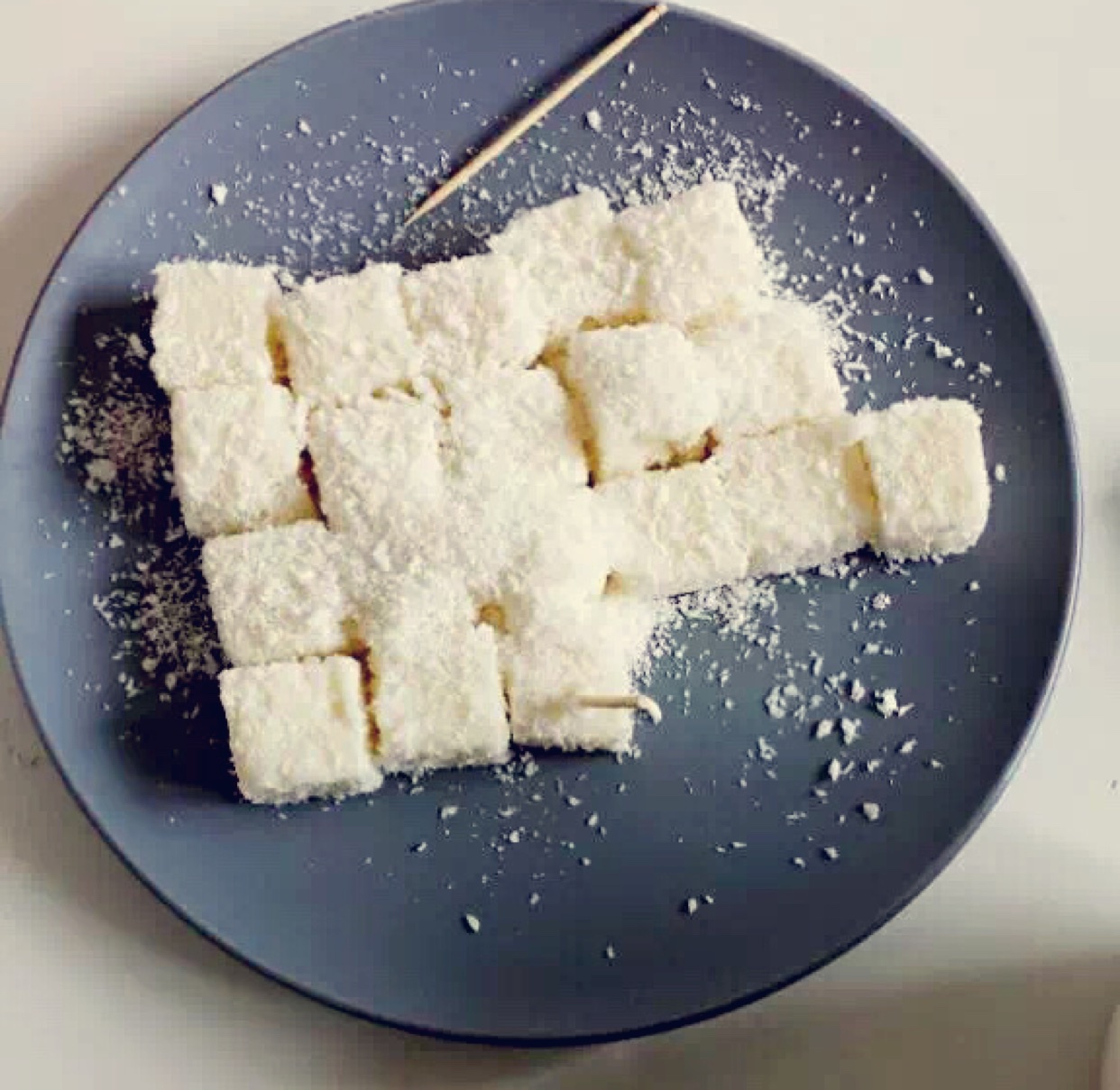 椰子奶糕（附上脆炸鲜奶做法）