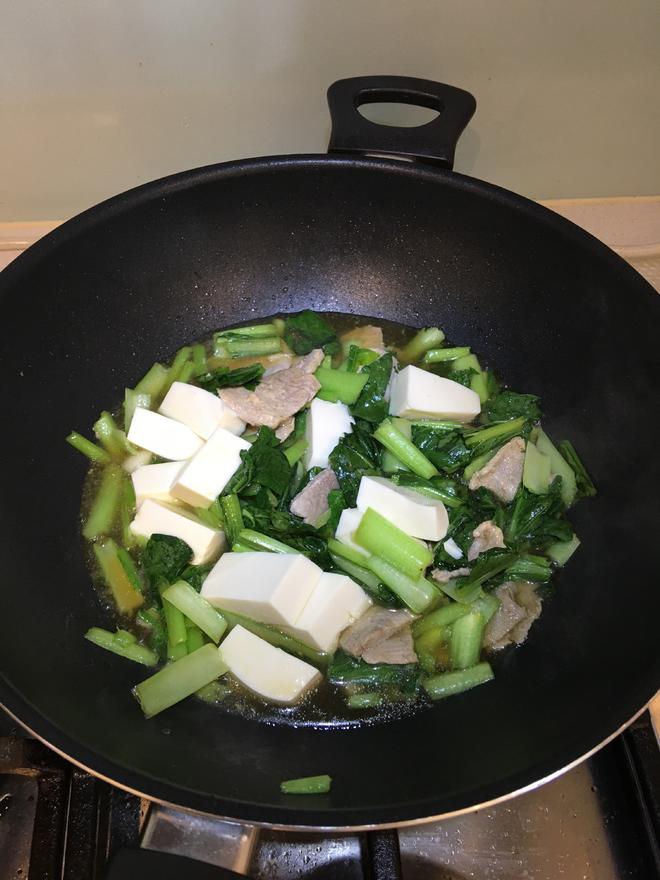 青菜豆腐肉片汤的做法
