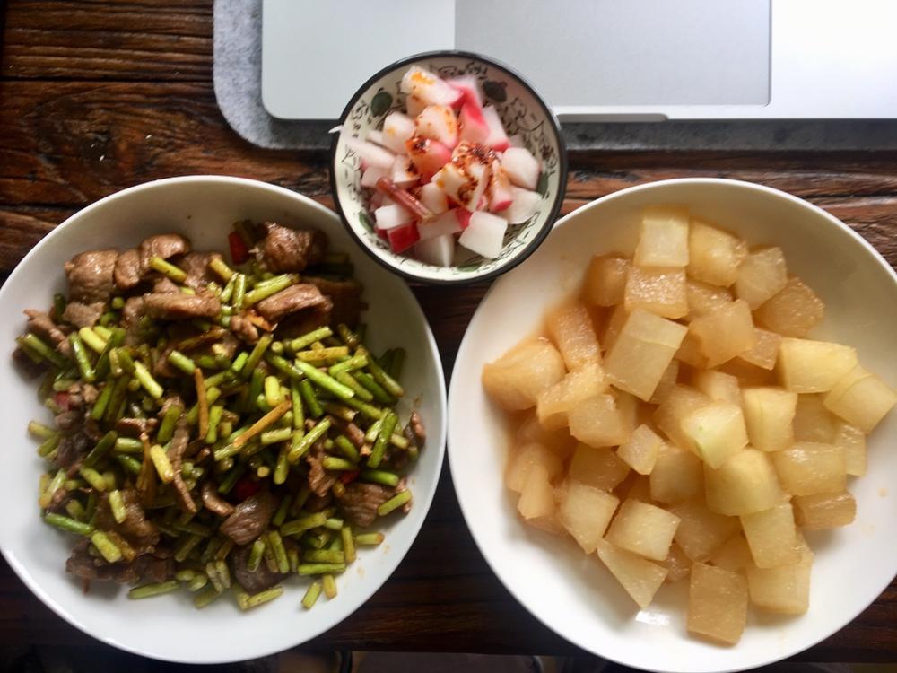 蒜苔炒牛肉（湘味）