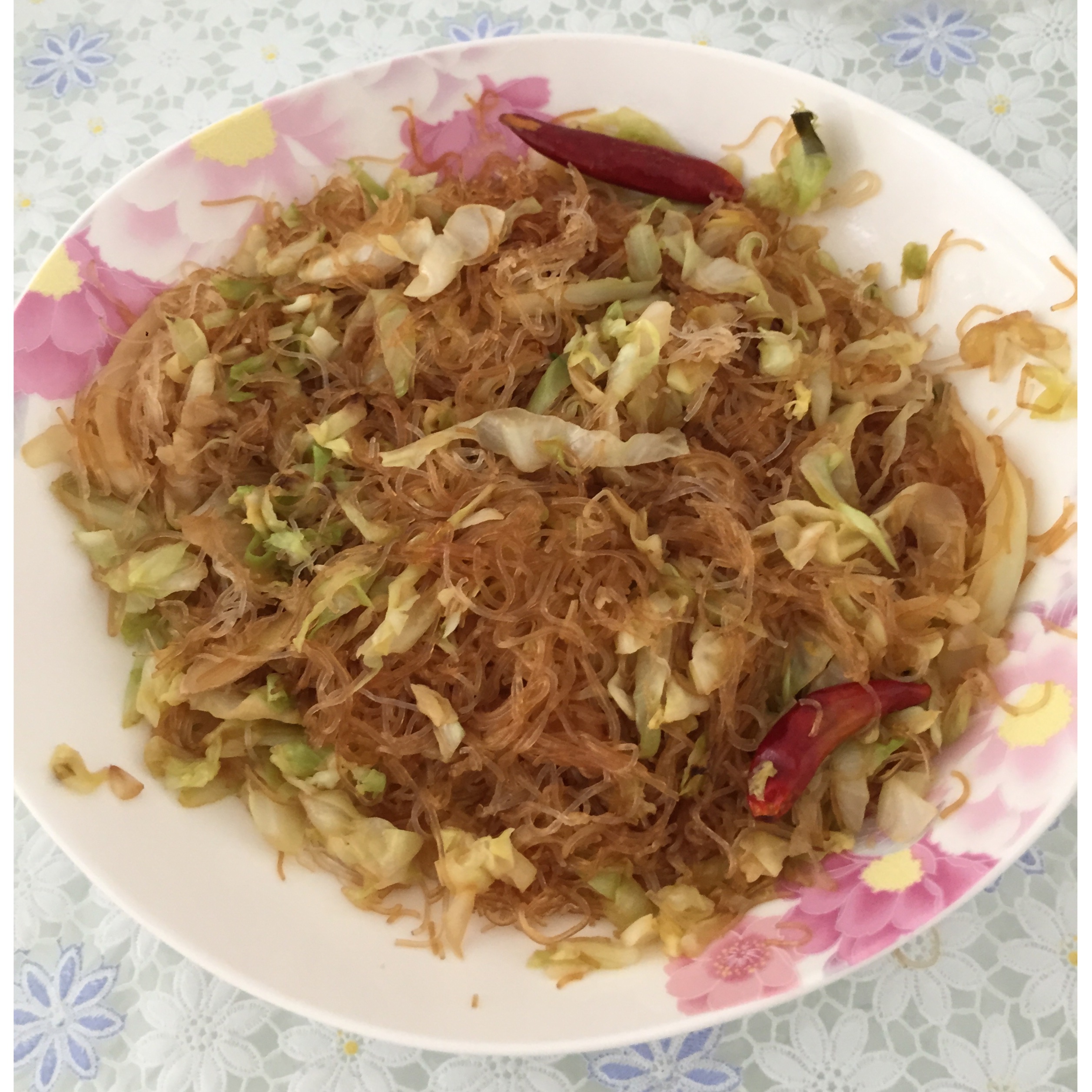 卷心菜炒粉丝 Glass noodles with Cabbage