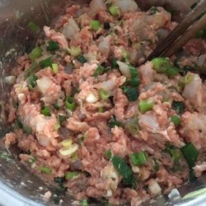 猪肉&鲜虾馄饨的做法 步骤1