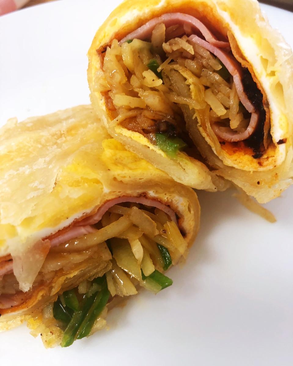 aaron728做的外酥里嫩的人气鸡蛋灌饼-附赠2款酱