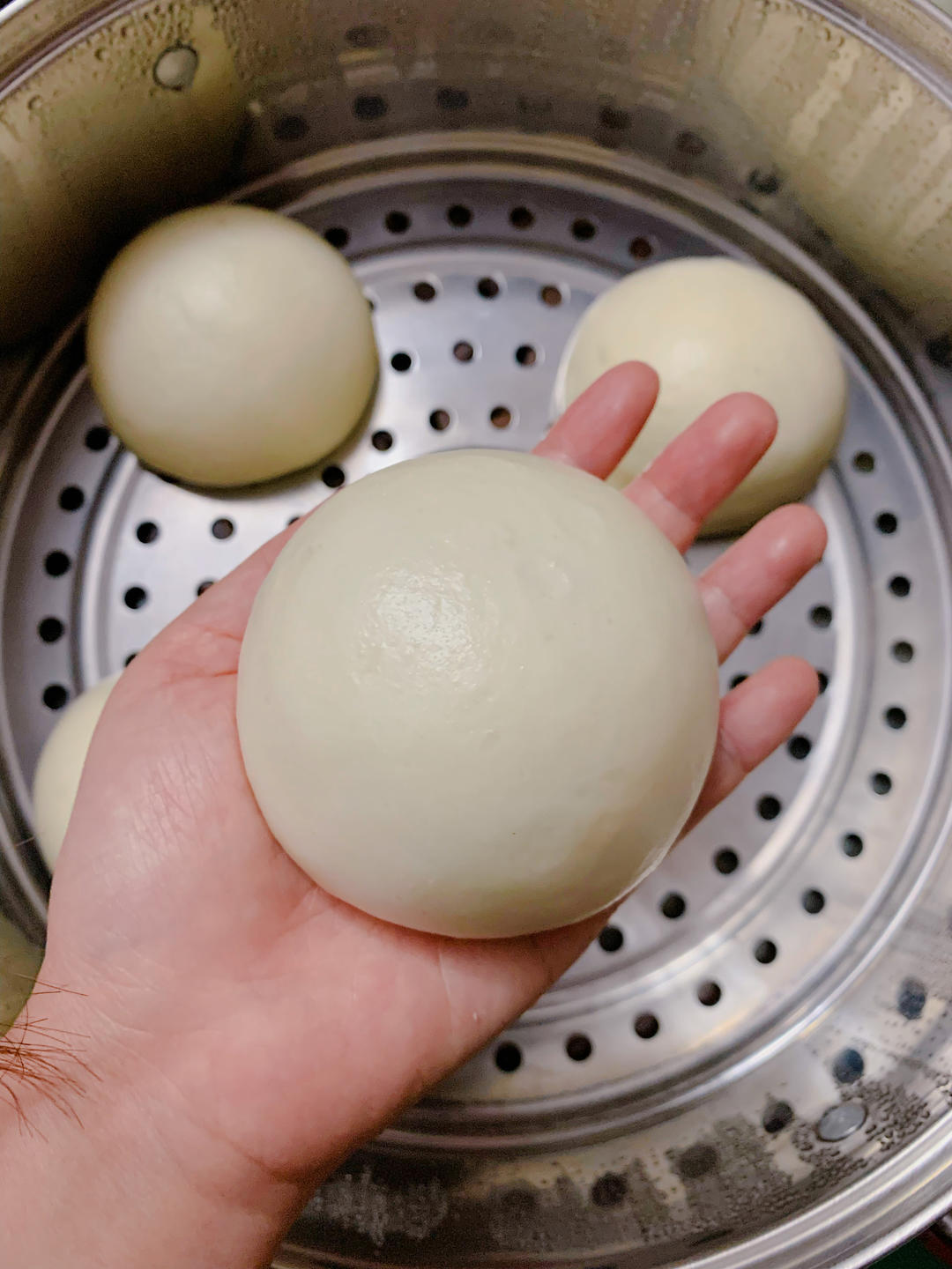 像灯泡一样亮的豆沙包～做法超简单!