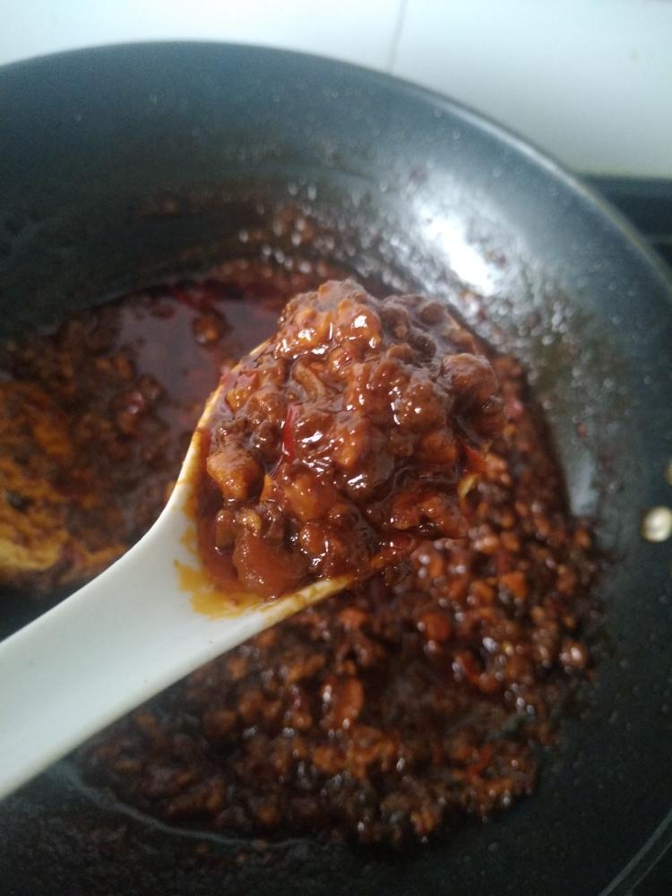 【自制肉酱】香辣猪肉酱的做法