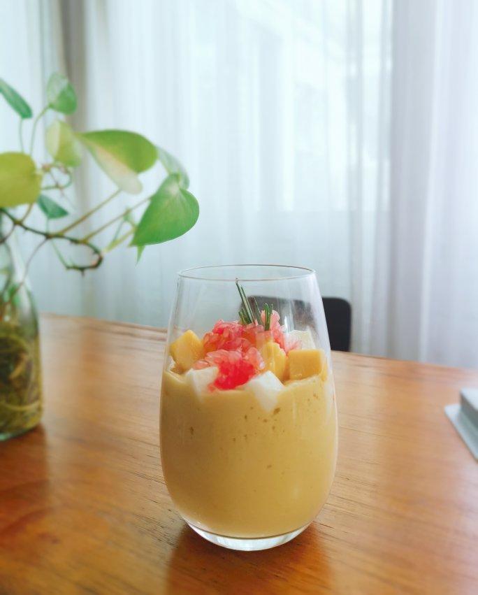 《Tinrry+》杨枝甘露五福蛋糕