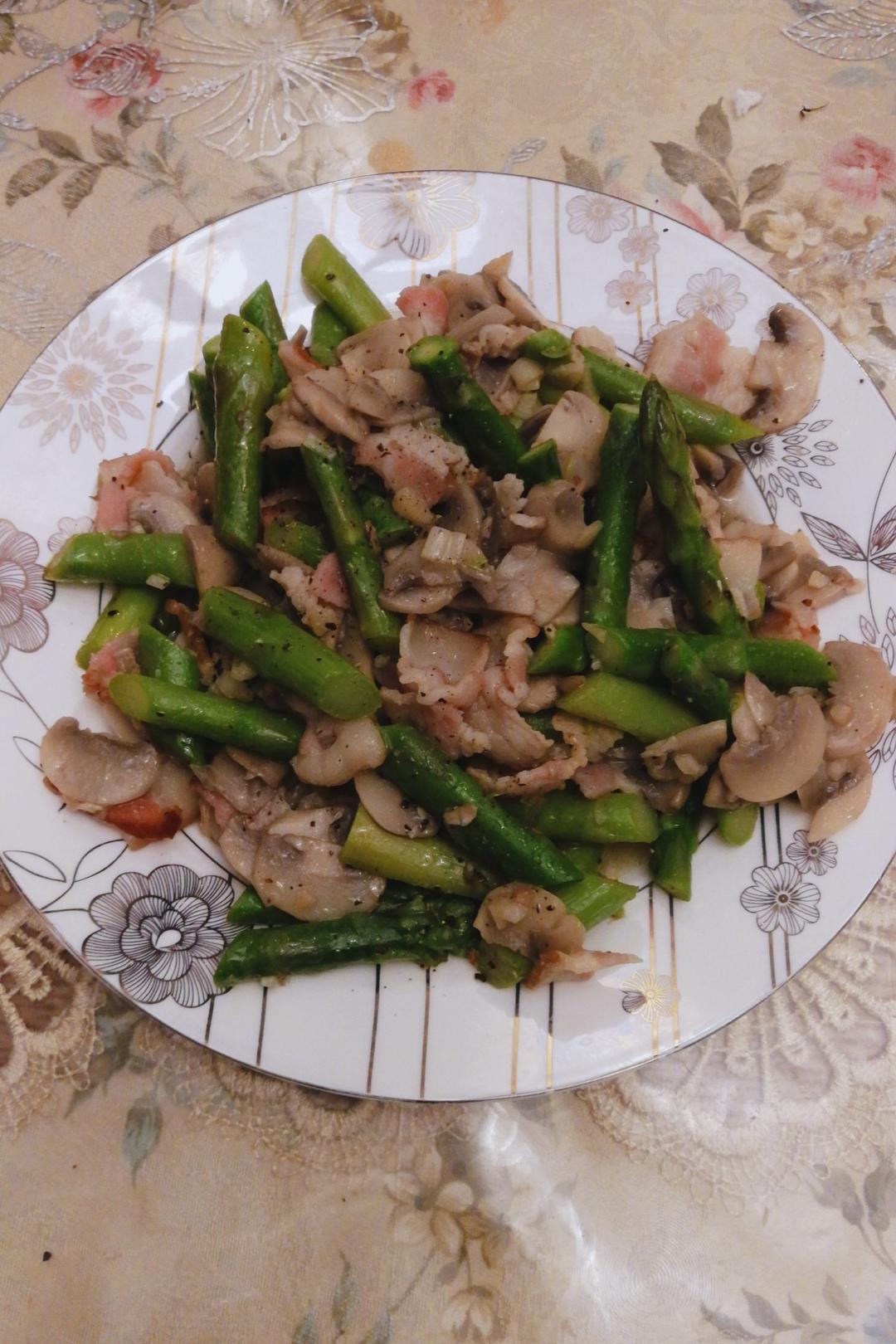 培根芦笋炒口蘑