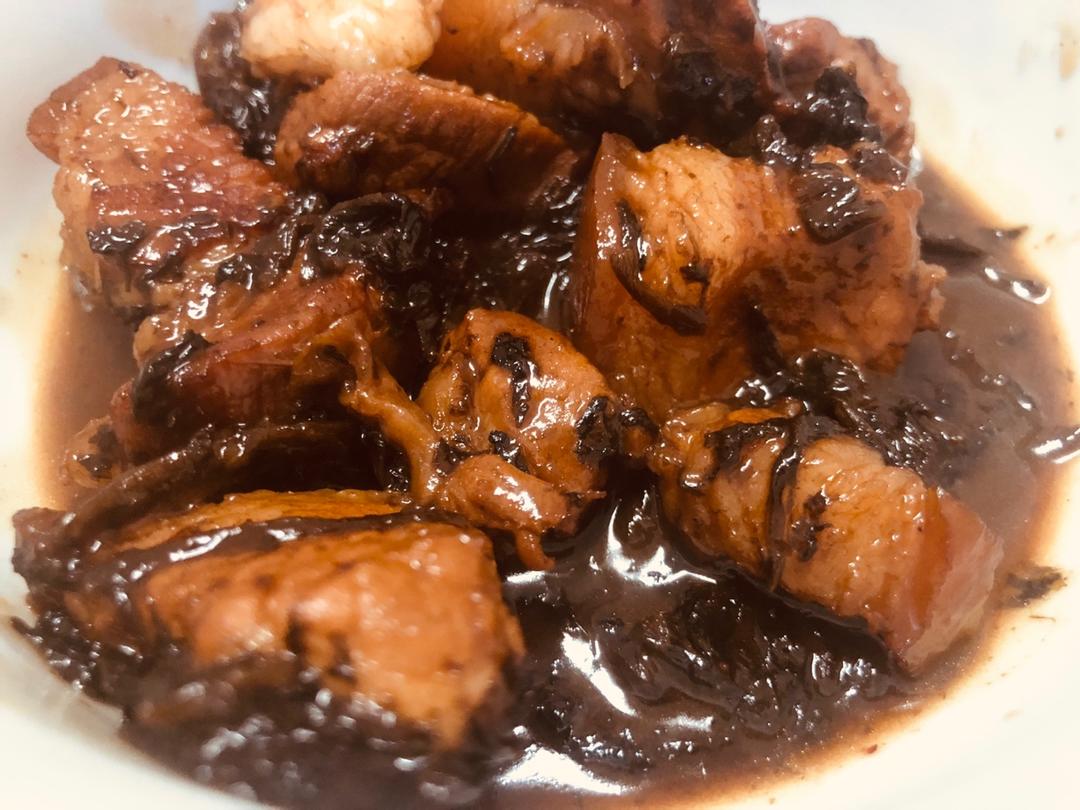 绍兴梅干菜红烧肉，汁水浓郁可以下饭无油