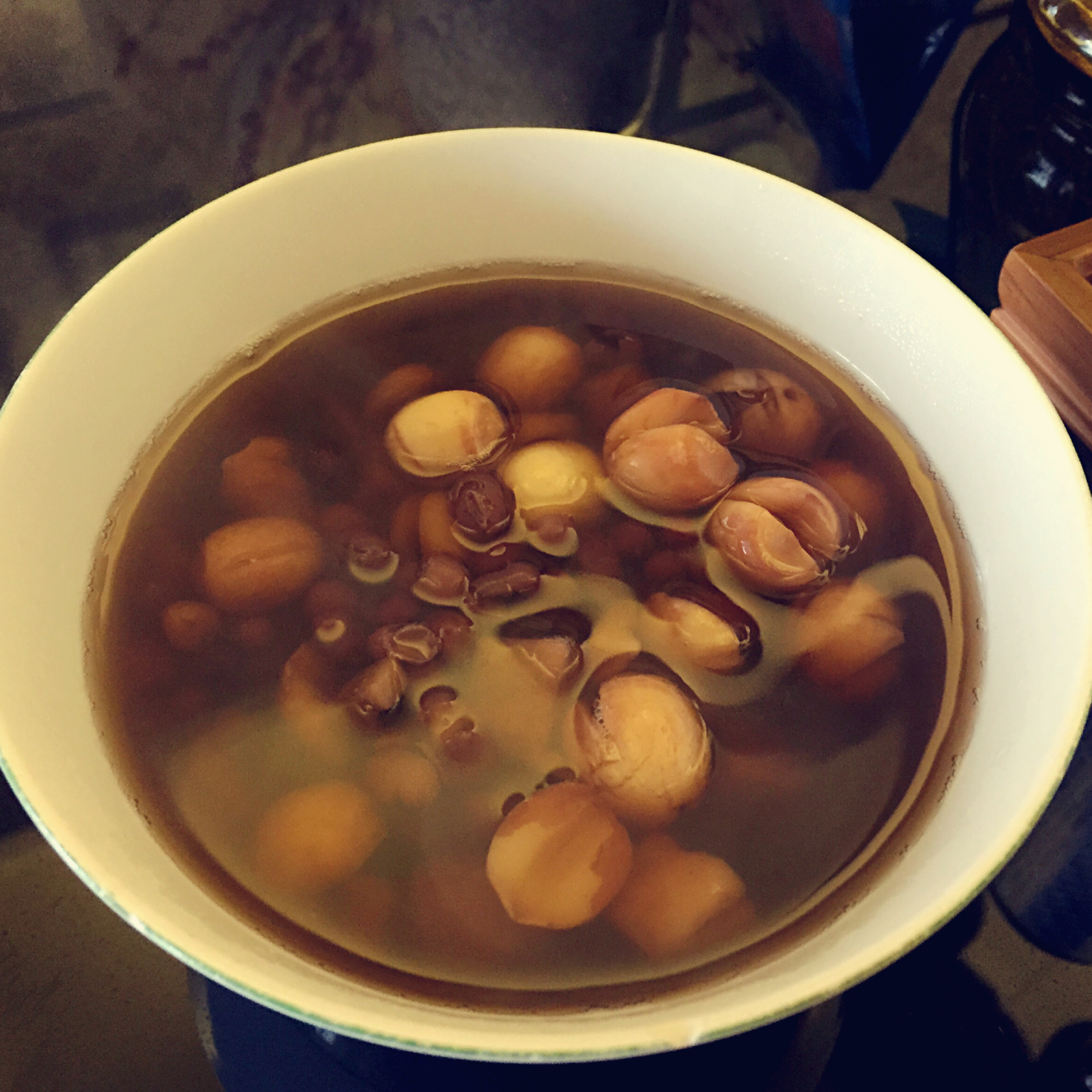 红豆茯苓莲子汤