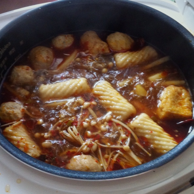 电饭锅版简易版家庭火锅