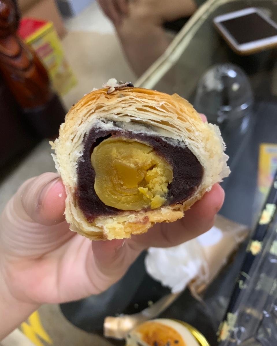 蛋黄酥