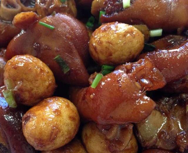 猪蹄烧蛋的做法