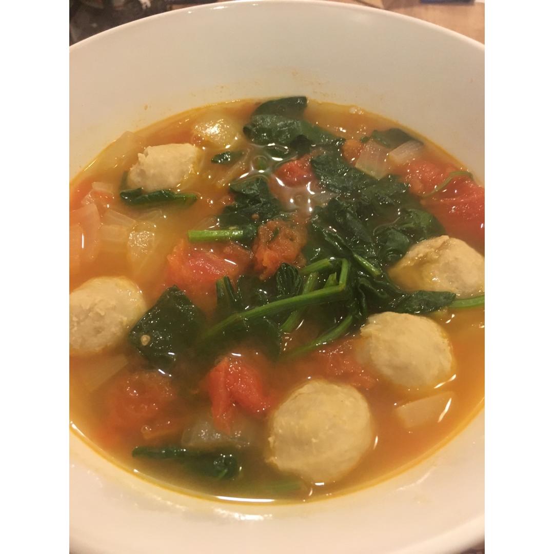 番茄青菜贡丸汤（一个人的晚餐）