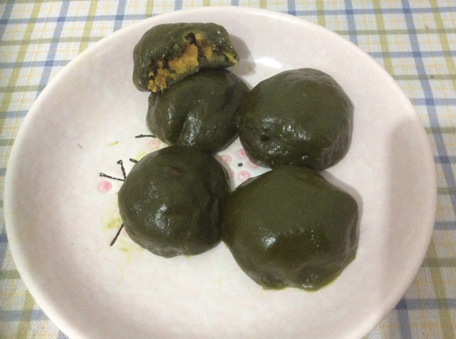 咸蛋黄肉松青团