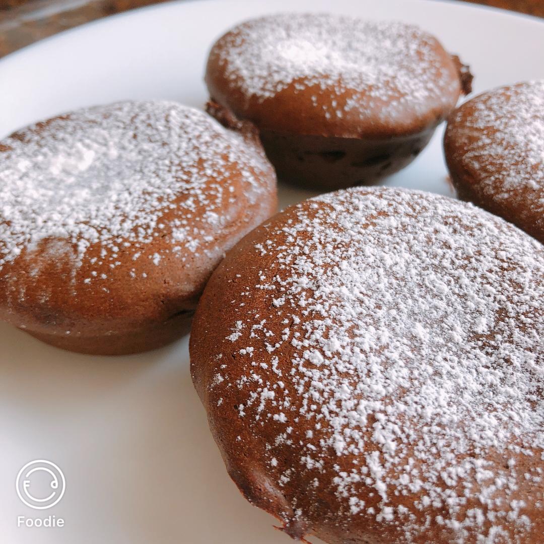 给妹子群的巧克力熔岩蛋糕