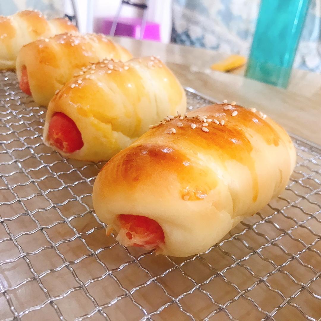 热狗面包卷