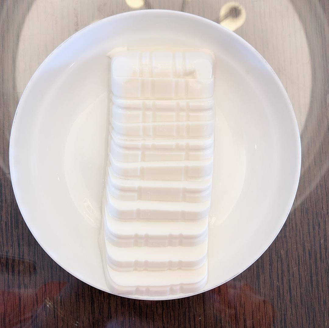 凉拌嫩豆腐的做法 步骤1