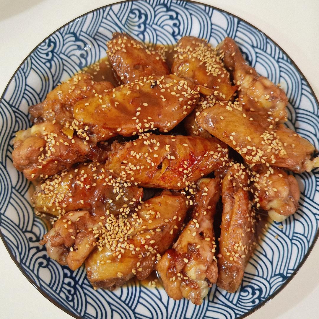 厨师长教你：“可乐鸡翅”的家常做法，味道鲜嫩可口，先收藏起来